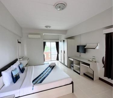 Saen Suk Apartment | สวัสดีแมนชั่น
