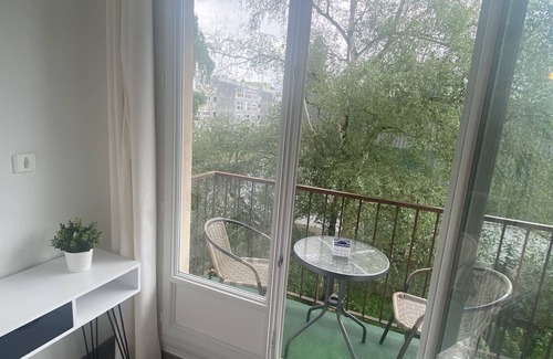Villejean Apartment | ღ Longchamp - 4 rooms - Wifi - Metro 400m away