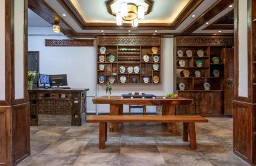 Dayan Old Town House | 丽江金美客栈
