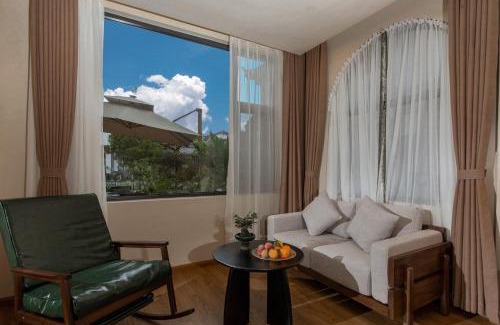 Dayan Old Town House | 只此云间沐山溪语