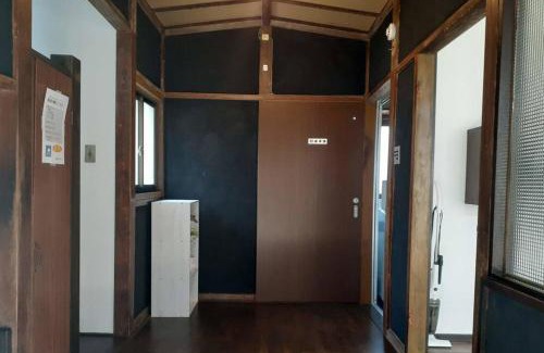 Oyama Apartment | 【小山駅徒歩7分】みんなで宅飲み！貸切一軒家ニシグチノイエ wifi有、銭湯近く