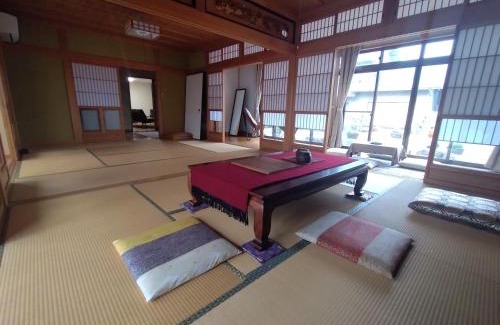 Ayagawa House | 政義の宿