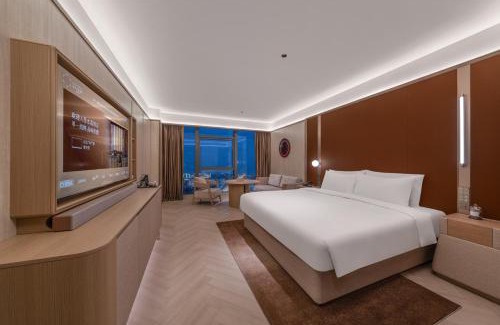 Yuhang District Hotel | 杭州余杭芳正广场桔子水晶酒店