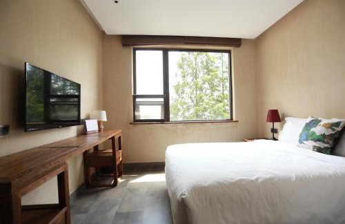 Shiyan Hotel | 武当山太和紫隐酒店