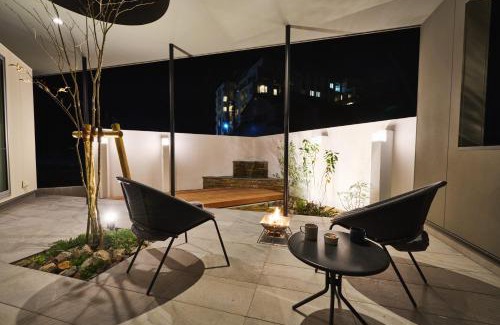 Karatsu Villa | 水響邸-blue sound villa-
