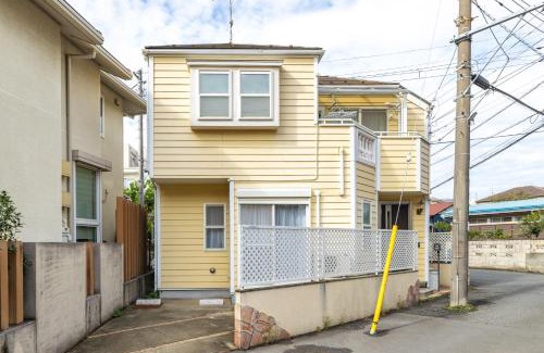 Fujisawa Apartment | 江の島Home II