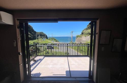 Futtsu House | 海辺の別荘in竹岡