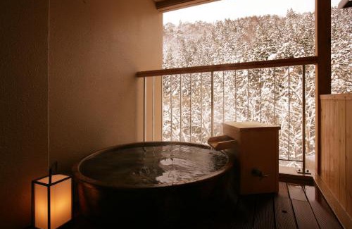 Shidotaira Hotel | 游泉志だて