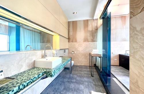 East District Hotel | 湖山風景旅館 Sun-View Motel