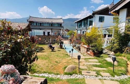 Lijiang House | 玉龙白沙普宿客栈