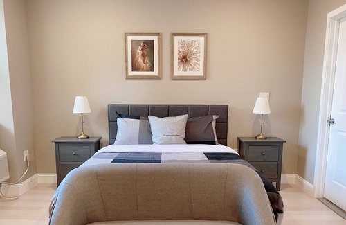 Logan Square Apartment | 白詩南 | Chenin Blanc Studio at City Hall