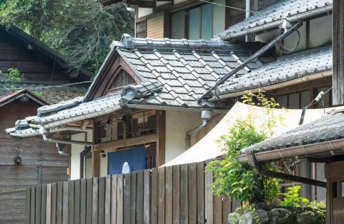 Saijo Villa | 自然と遊ぶ古民家宿 石鎚別荘ハレとあお