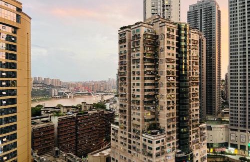 Yuzhong Apartment | 重庆山川的民宿四店