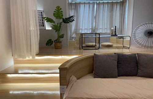 Yuzhong Apartment | 重庆山川的民宿