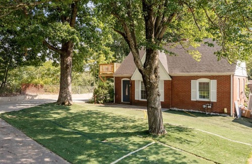 Jeffersonville - Clarksville House | ꕥLuxꕥHeated* Pool/Hot Tub/Gamerooms/Firepit/Outdoor Shower/Bunks