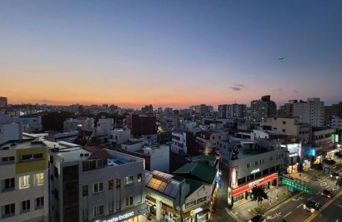 Downtown House | 농땡이 연구소 Nonday Laboratory