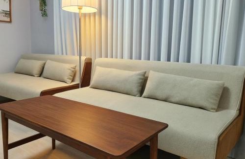 Cheonho-dong Apartment | 도심뷰가 있는 넓은 복층집-엘리베이터,6ppl 롯데월드,KSPO,강남,잠실,성수,명동,