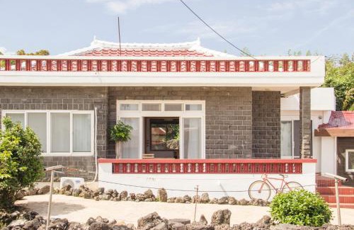 Seongsan House | 오조록 제주