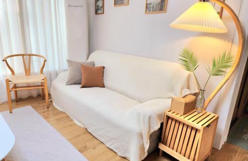 Seo-Gu Apartment | 운천 스테이 #운천역3분 #상무지구 #ktx송정역 #광주공항 #김대중컨벤션#1층독채#전용무료주차