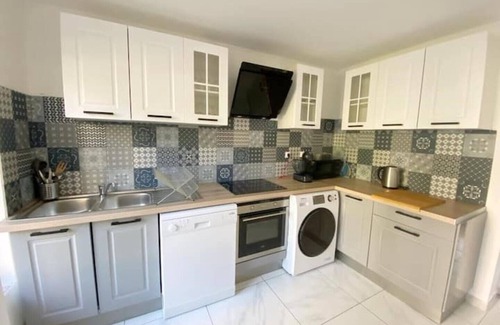 Cret de Roc Apartment | 022 CHIC & COSY GRAND APPART DUPLEX 92m2 JARDIN WIFI SMART TV NETFLIX