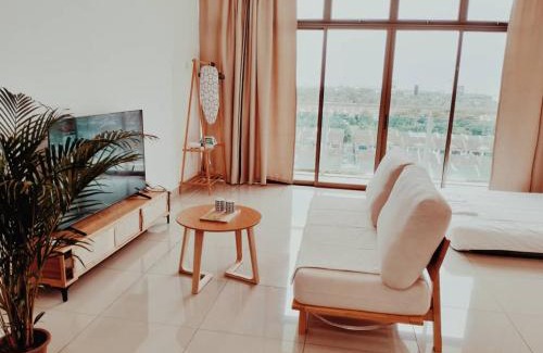 Taman Mount Austin Apartment | 026 Palazio Apartment Muji House Mount Austin Wifi Netflix