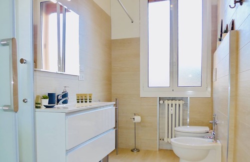 Bolognina Apartment | 04th Aprt 2Bedrooms /1Bathroom