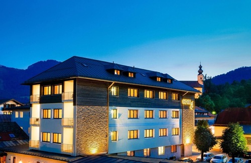 Ruhpolding Apartment | 05. apartment, balcony, kitchenette, 1 bedroom and 1 living room, WLAN (in Dep. Posthof)