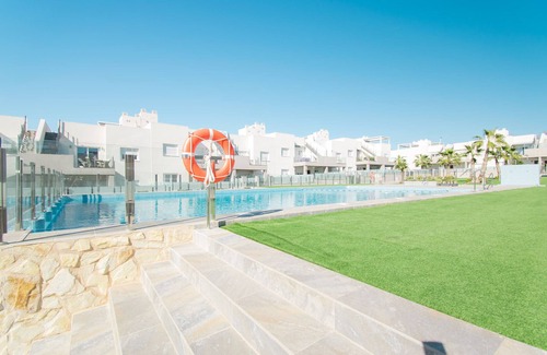 Torrevieja Ski Chalet | 059 Luxury Bungalow - AC/WIFI