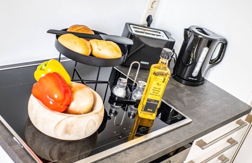 Brunsbuttel Apartment | 063 - 4 rooms - 3 bedrooms close to the city center and quiet