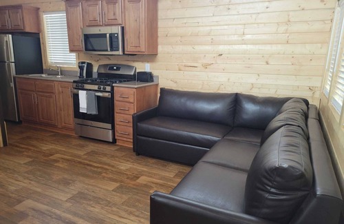 Valle Cottage | 079 Tiny Home near Grand Canyon South Rim Sleeps 8
