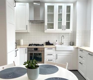 Srodmiescie Apartment | 08 Gdynia Centrum - Apartament Mieszkanie dla 6 os