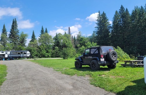 Stewartstown RV Rental | 08) The RV Campsite 4