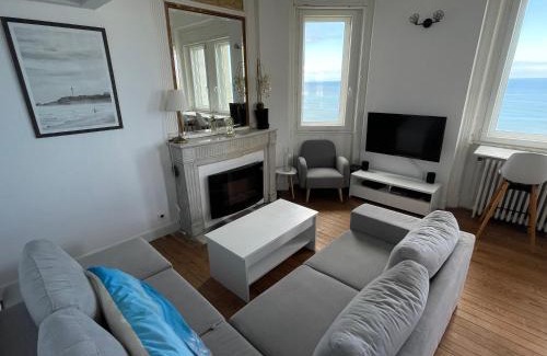 Biarritz Apartment | 1ère ligne Mer Appartement 7 personnes.