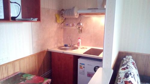 Mykolaiv Apartment | 1-я Слободская, 17А, угол проспекта Центрального, 3 дивана, Wi-Fi, отдельный вход.