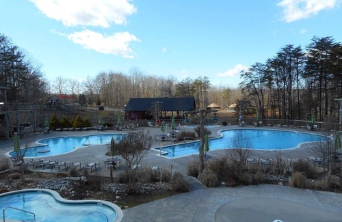 Gordonsville Cabin | 1,000 Acre Resort Horseback Riding 60 Acre Lake; Pools, whirlpool, games room