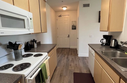 Panorama City Apartment | 1+1 Spacious unit located at:nSan Fernando Valley-CSUN-NORTH HILLSnVAN NUYS-NOHO