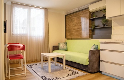 Izmir City Centre Apartment | 1+1 Studio Room A daily studio located in the center of Izmir