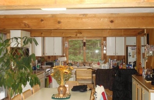 West Dover House | 1-2 Family Perfection: Location + Views + Ammenities = Value
