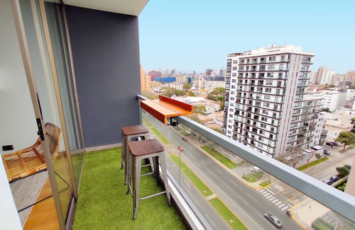 Sector 1 Apartment | 1,290 ft2 Beautiful apartment in the heart of Lima
