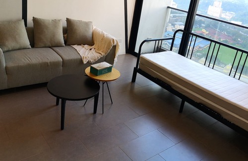 Bangsar Apartment | 1-4pax Loft unit link bridge to LRT near KL Sentral/Mid Valley/Bangsar靠近吉隆坡市中心