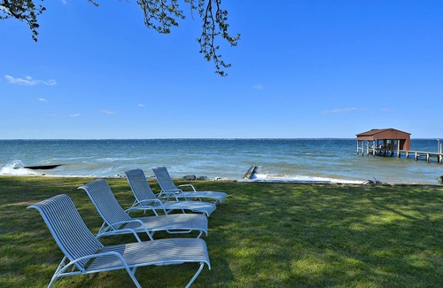 Piney Point House | 1.5 hours from D.C. - No Bay Bridge - Indoor Pool - Private Beach - Sunsets