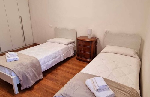 Mantua Apartment | 1.5 km from Palazzo Te and 100 meters from the hospital in Mantua Casa Emma