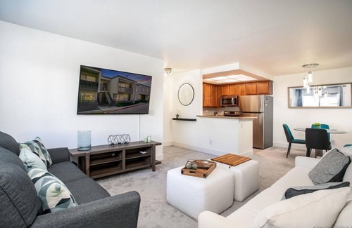 Loma Alta Condo | 1.5 mile to beach, Gated complex, Pool, spa, exercise room, walk to restaurants.