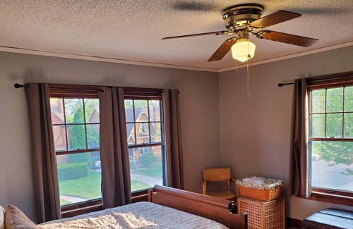 Stevens Point House | 1.5 miles from Sentry World or from the historic town square in Stevens Point.