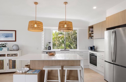 Peregian Beach Apartment | 1/5 Petrel Street Peregian Beach QLD 4573
