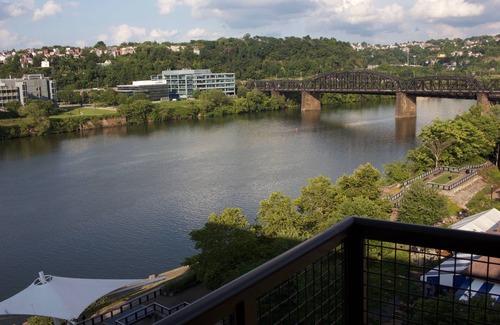 South Side Flats Apartment | 1 bd/1 ba with balcony, minutes to downtown Pitt, amenities included