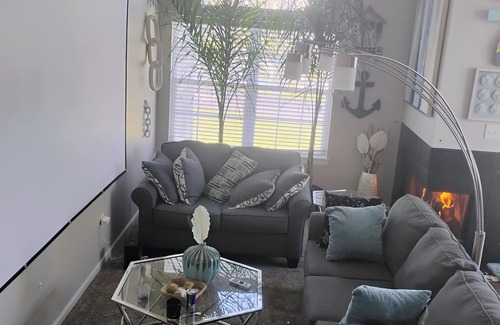 Wayne Apartment | 1-bd apartment with WiFi, AC , lake access, living room projector and fireplace