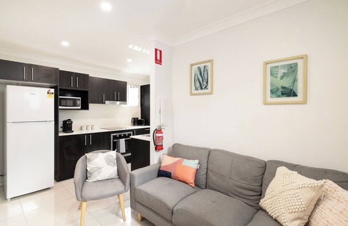 Rocklea Apartment | 1 Bdr Apt! GST Credits! Kitchen! Parking! 331F1