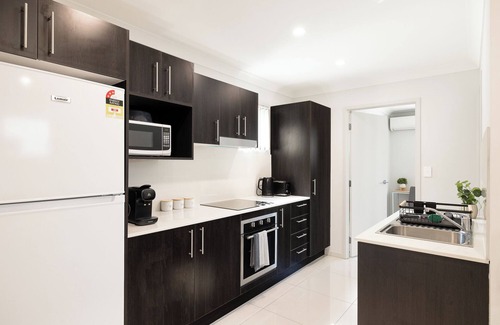 Rocklea Apartment | 1 Bdr Apt! GST Credits! Kitchen! Parking! 331F1