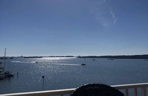 St. Petersburg - Clearwater Condo | 1 bed 1 bath condo unit with Boca Ciega Bay water front view.